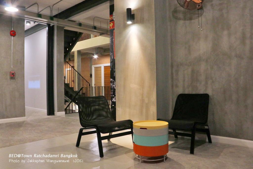Bed@Town Hostel Bangkok Exterior photo